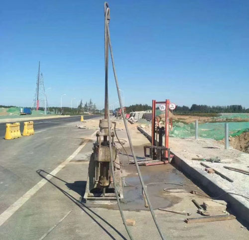嘉黎公路高聚物注浆加固